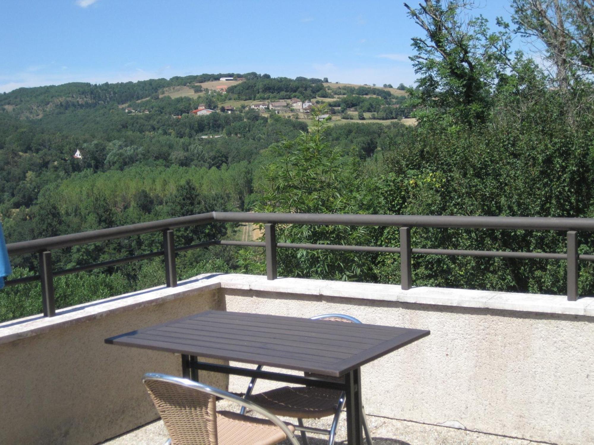 Hotel Restaurant Le Murier De Viels - Grand Figeac Causse-et-Diege Exterior foto